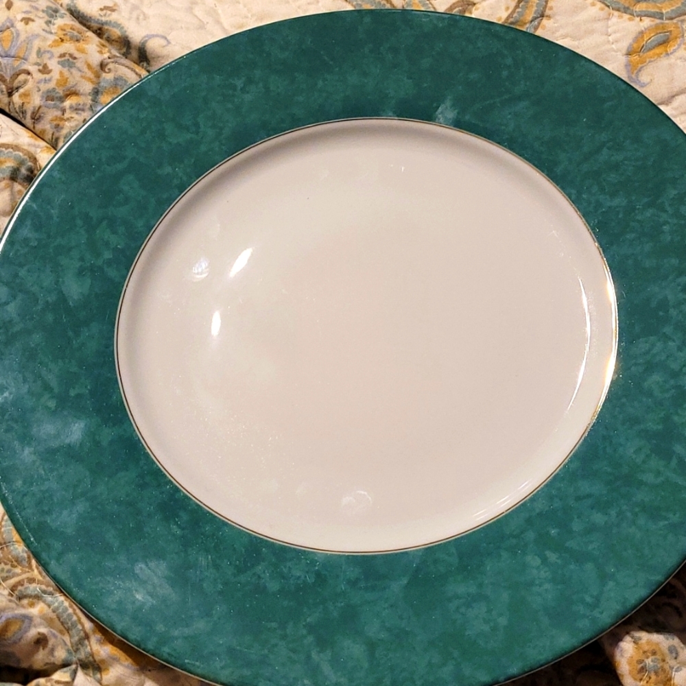 Christofle porcelaine plate